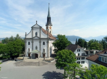 Ansicht der katholischen Pfarrkirche St. Jakob in Cham