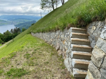 Trockensteinmauer 1