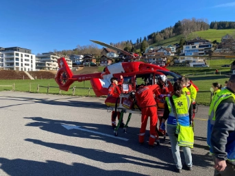 Rettungshelikoptereinsatz nach Arbeitsunfall