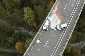 Frontalkollision auf der Lorzentobelbrücke