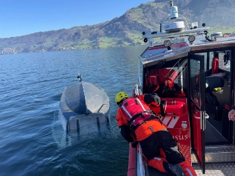 Rettungsaktion auf dem Zugersee - Bild 1