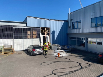 Staubexplosion in einer Werkstatt